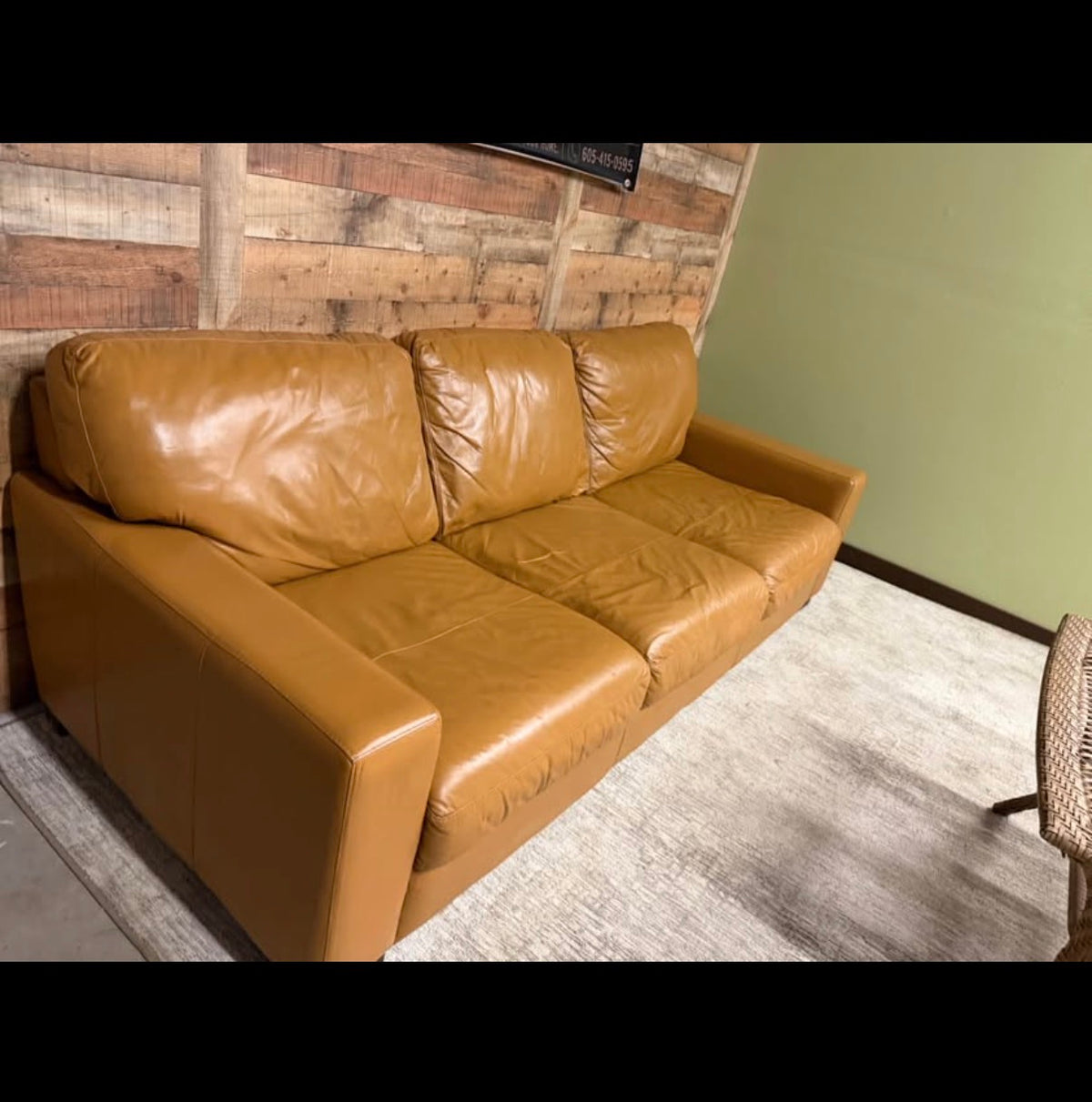 🛋️ Genuine Leather Sofa